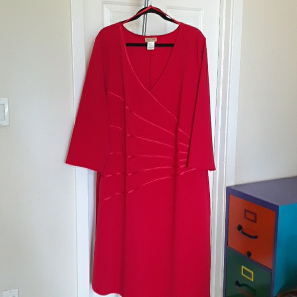 Women's Red Party Dress - Picture 1 of 5